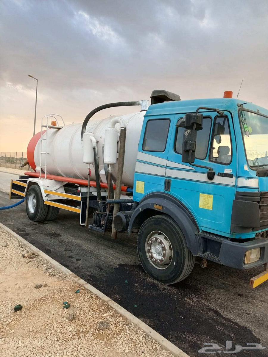 Septic tank pumping, sewer line unclogging, and portable toilet removal.64619052783617110