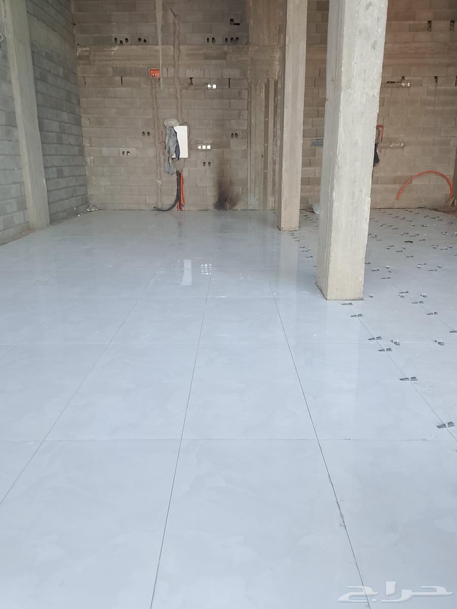 معلم تركيب بلاط وبرسلين ورخام شغل نضيف واسعار ممتازه64619123825793110