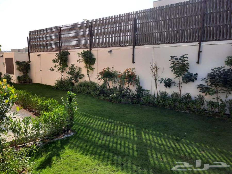 تنسيق حدائق وتركيب جميع انواع شبكات الري والعشب الصناعي وعلا64619138661763112