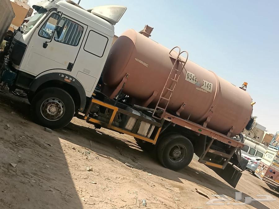 Septic tank pumping, sewer line unclogging, and portable toilet removal.64619052783617114