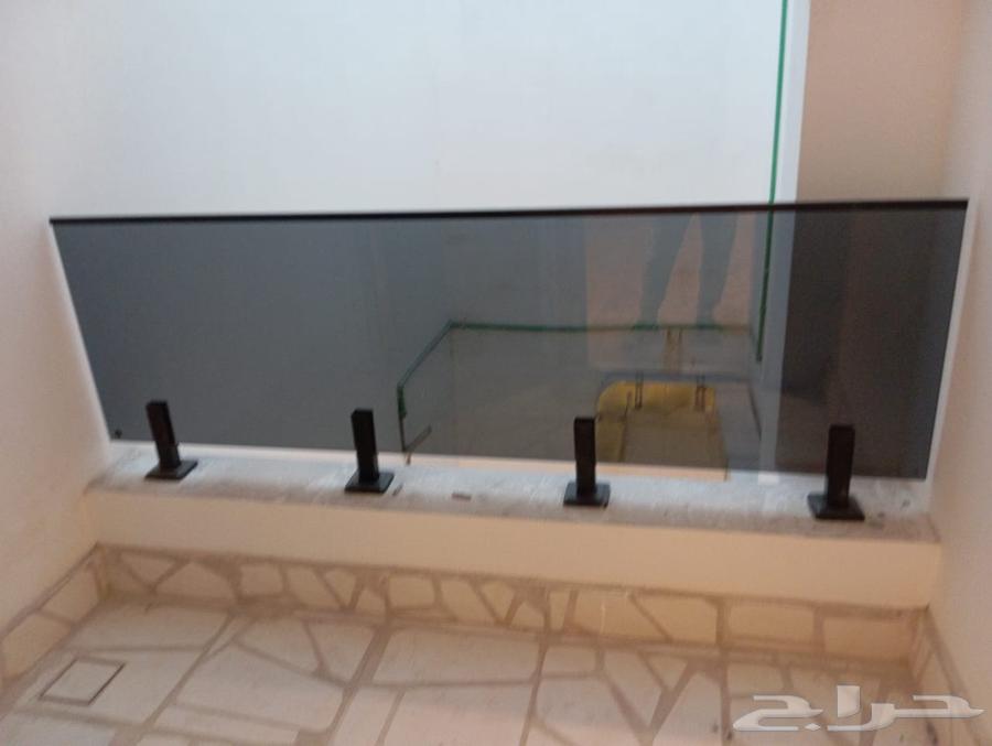 توريد وتركيب زجاج سكريت صيانة ابواب سكريت حاجز شاور سكريت64618963365250112