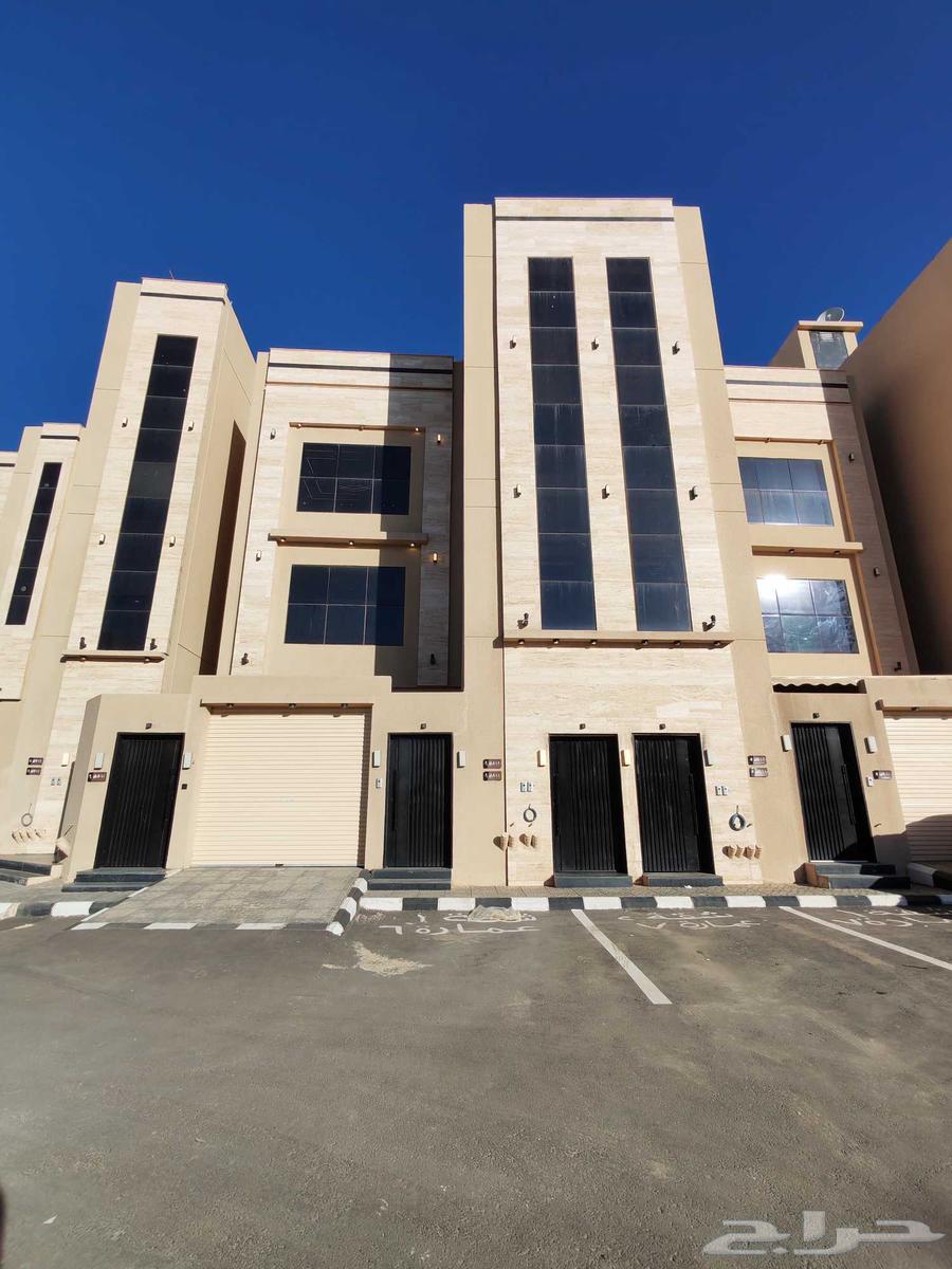 للبيع بأبها شقق تمليك علوي ب 500 الف بسطح خاص ومصعد شغال64618917699971111