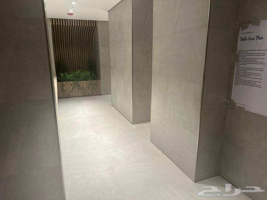 مبلط سيراميك موجود بالمدينه غ64613496498305112