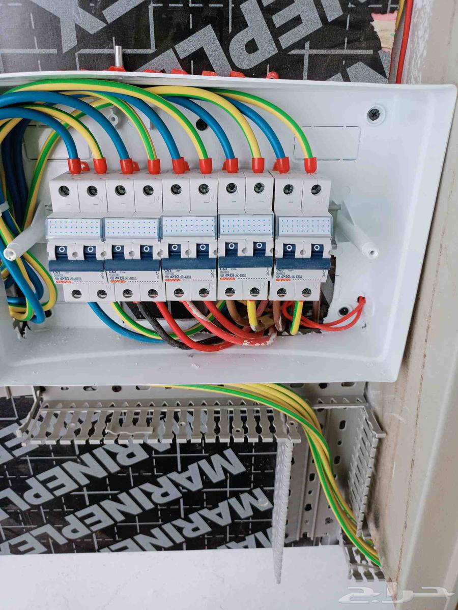 لجميع اعمال الكهرباء المختلفة ومولدات الديزل صيانة ماكينات64619153719426113