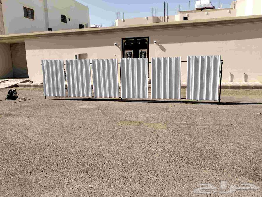 Blacksmith specializing in zinc, corrugated iron, aluminum, and decorative panels64619136922114112