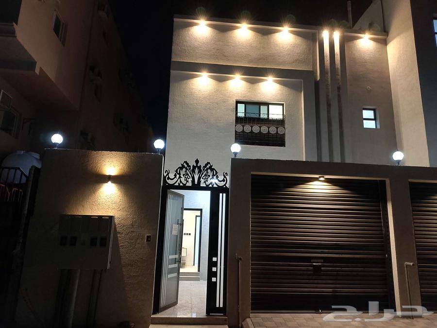 للبيع شقه دوبلكس بالدمام حي 91 بدر جديده 760 الف فقط 6 غرف64619007270914110