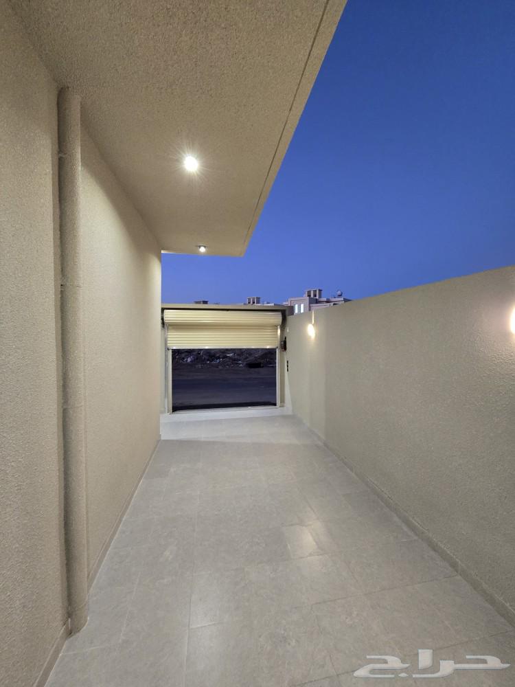 للبيع دور أرضي 6غرفVIP حوش ومدخل سياره من 550 ألف بأحد رفيده64618917710209114