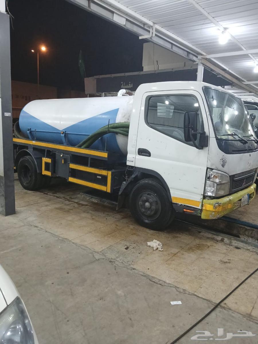 Septic tank pumping, sewer line unclogging, and portable toilet removal.64619052783617111