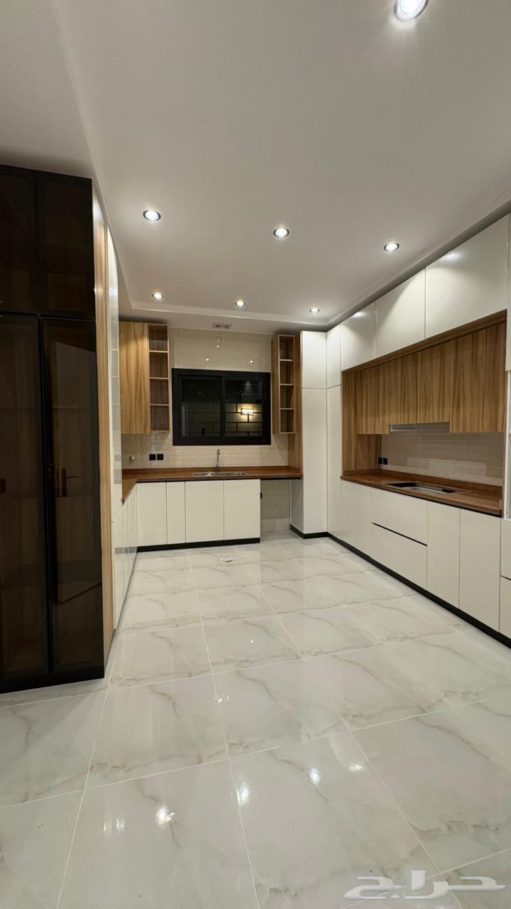 شقق تمليك مساحات كبيره الاخضر تبوك64656725549443110