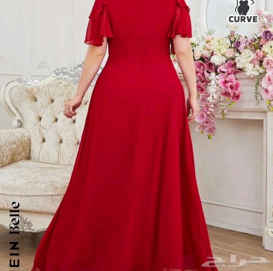 ملابس نسائيه جديده لبيع وكنب مفرد عدد اثنين لبيع جديده وتنج63617740294401112