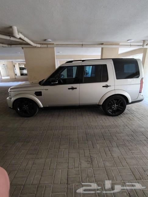 Land Rover 2014 LR4 fully loaded63351608657155111