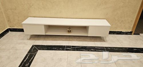 55-inch screen with table for sale63341609978242111