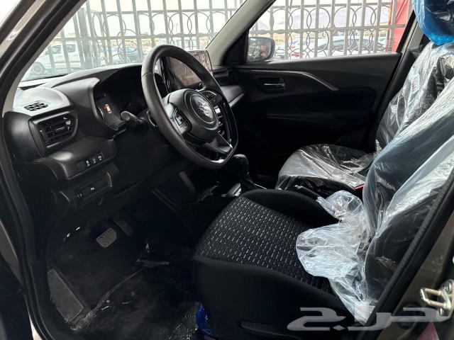Suzuki Swift 2025, fully loaded63344783073410113