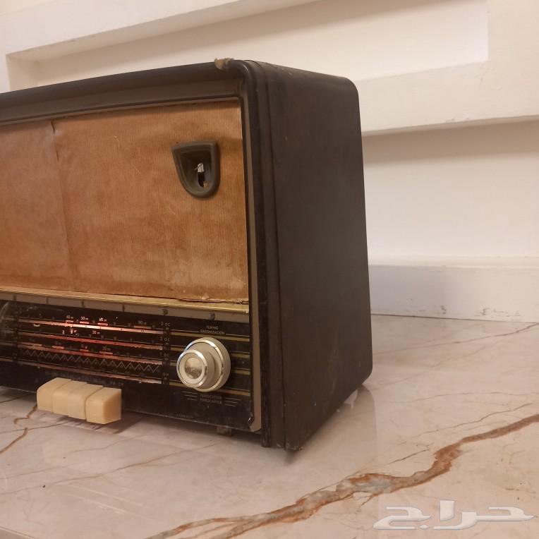 تم البيع راديو قديم تراثي63224044049025112