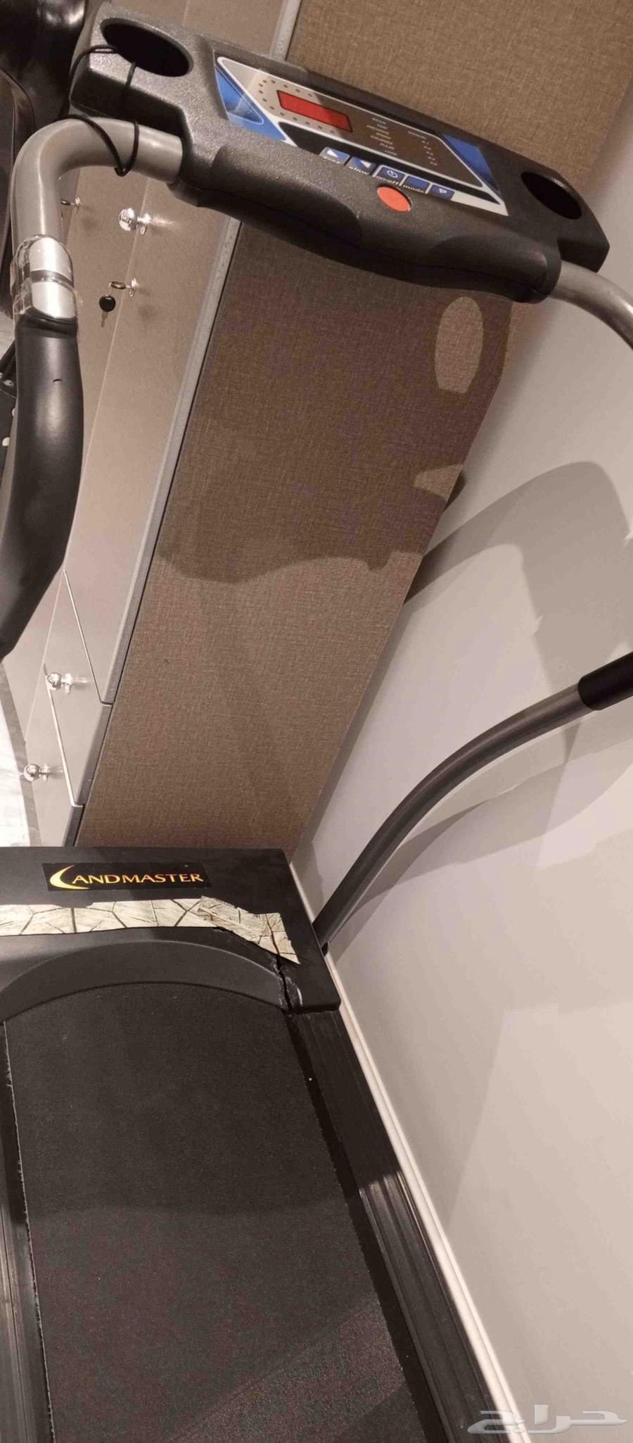 A sports device for sale and a new steam iron63223549916289112