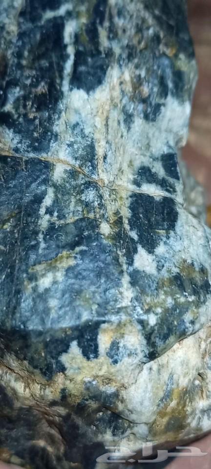 Raw corundum is sapphire.  
2. Raw corundum sapphire63221031611138114