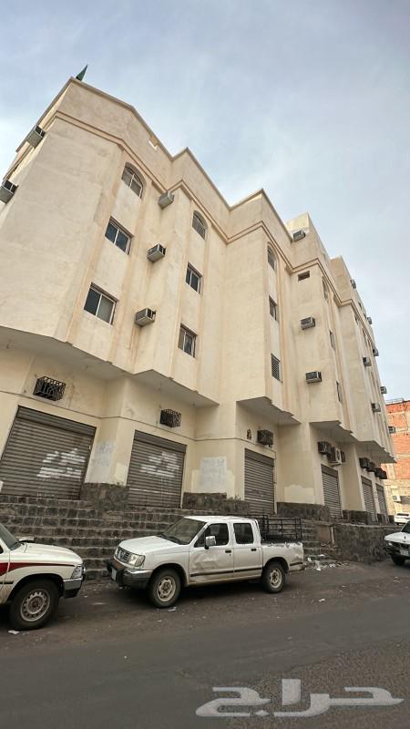 عمارة بحي المغيسله تجارية مؤجرة لوزارة التعليم للبيع63008794076161111