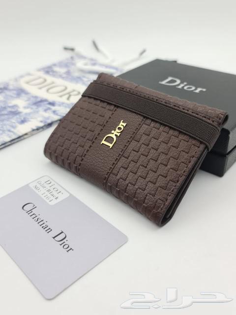 Luxurious men's wallet.63222567544193112