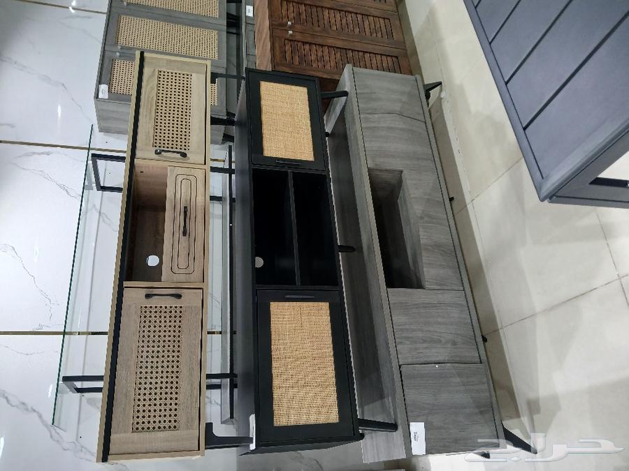 TV tables63219553325699111
