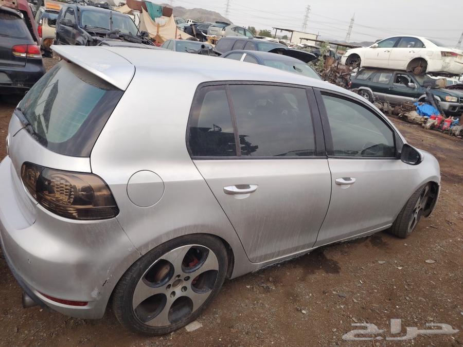 قطع غيار سياره جولف كل القطع موجوده مع الضمان والشرط63331977826435111