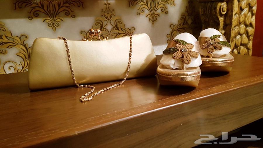 شنط و صنادل و أحذيه نسائيه ايطاليه ماركات فاخره جدا.63218013714434114