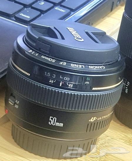75-300mm zoom lens and 50mm lens63218023923203112