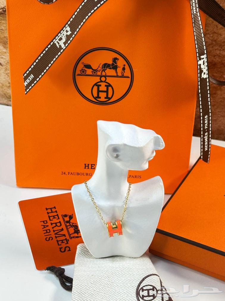 Discover elegance and luxury with the luxurious Hermès necklace63216081584003113