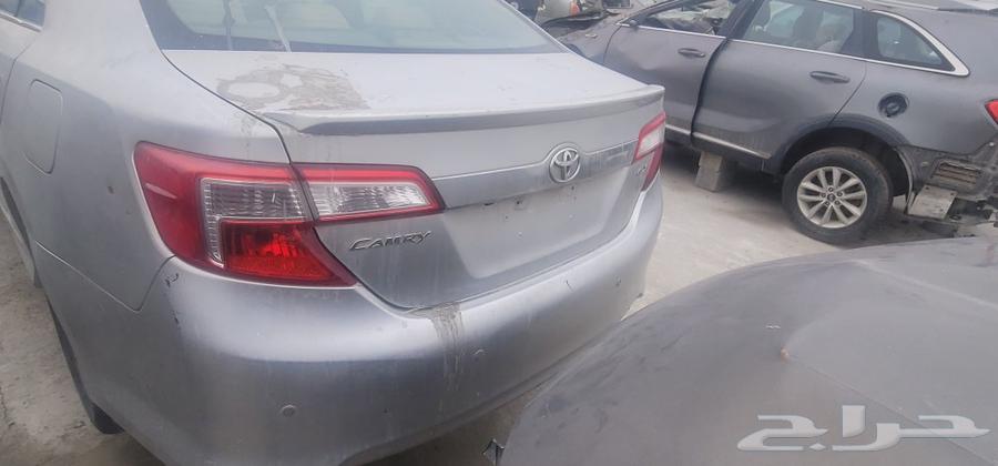 تيوتا كامري 2015 لبيع قطع غيار فقط633269257018911116