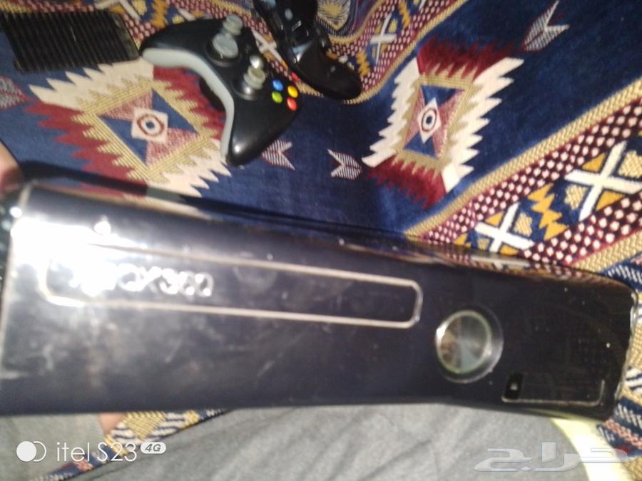 Xbox 360 works with disc 3. Remote 263215117730563114
