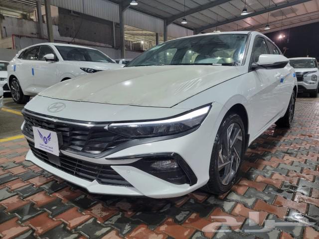 Hyundai Elantra Comfort 1.6 2025633297999139871121