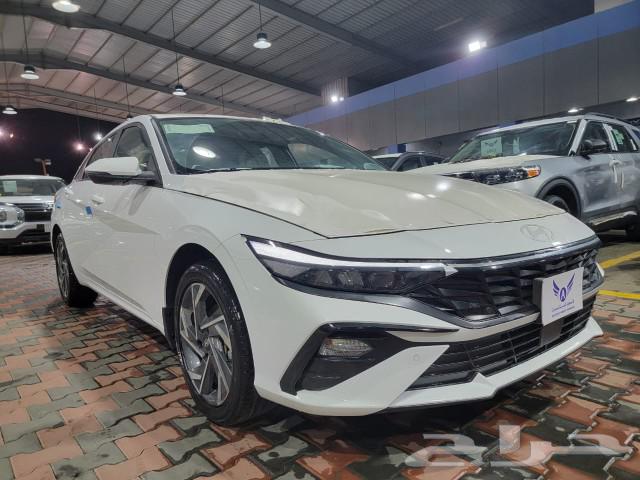 Hyundai Elantra Comfort 1.6 202563329799913987111