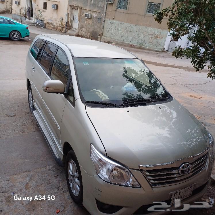 EX   TOYOTA INNOVA CAR 2014 MODEL Gair Automatic car is good63327130853249111