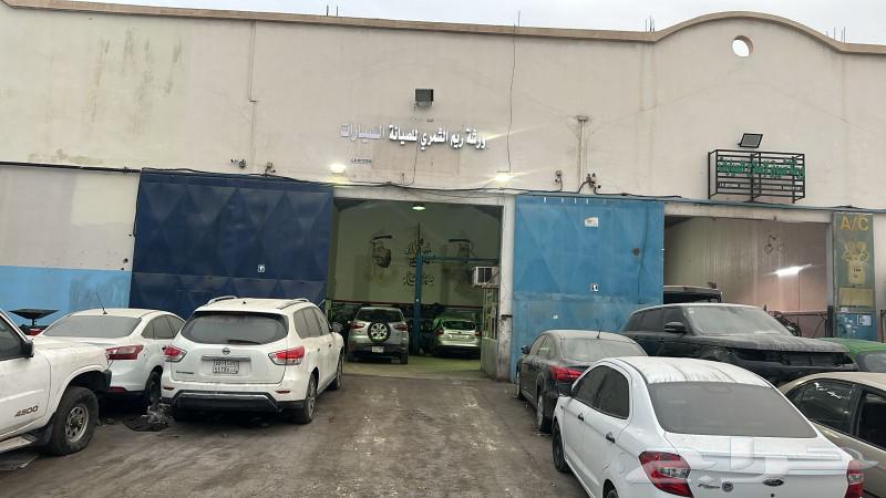 A specialized center for repairing Ford Focus, EcoSport, and Ford Fiesta.63324953848450114