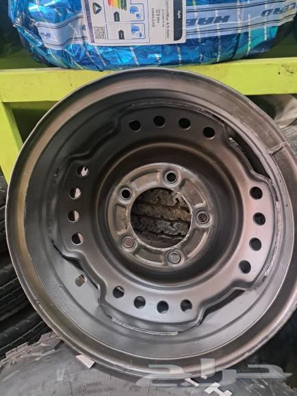 Alloy wheels and body sprayed, and condition is as stated.63317846942083113