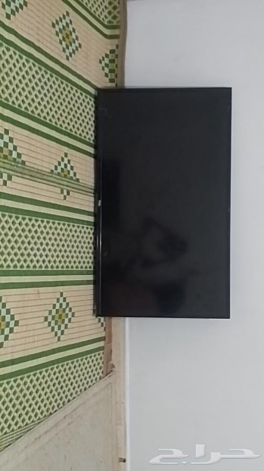 شاشه TCL نظيفه 44بوصه633207597633301126