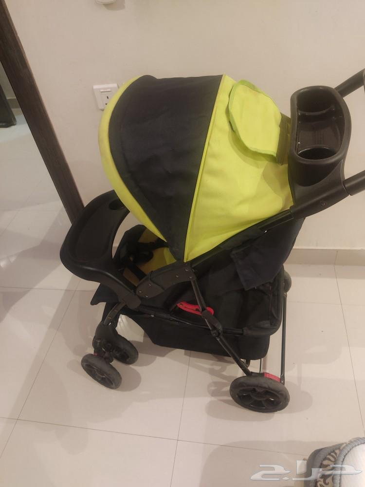 A baby stroller suitable for children up to 5 years of age63208114227843114