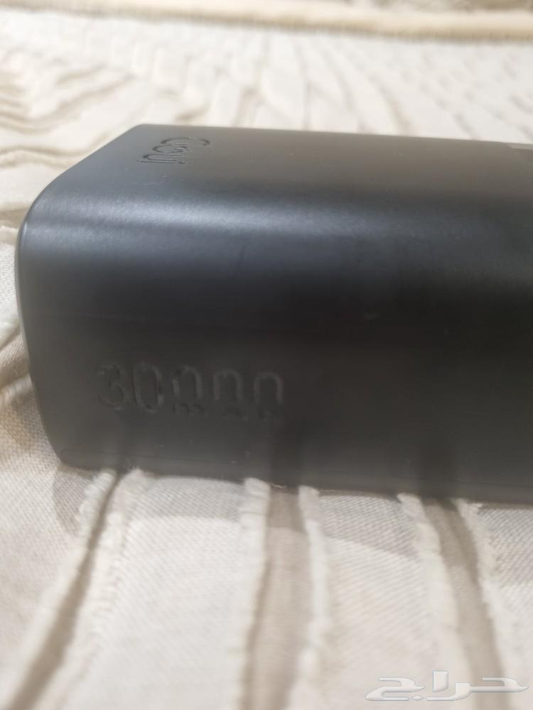 Premium 30,000 mAh portable battery, useful desktop power bank charger63208107324161112