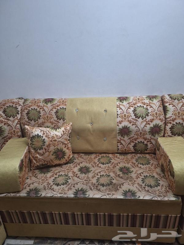 The council consists of 10 separate sofas in good condition as shown in the pictures63206097451138113