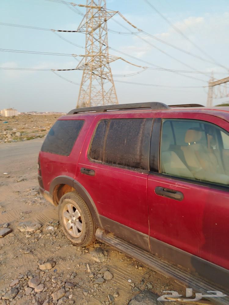 Ford Explorer 2006 automatic, engine and transmission in good condition.63312837654913119