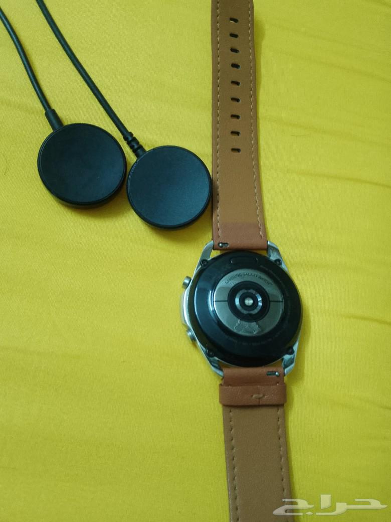 The Samsung Galaxy Watch 3 Classic 45mm has a broken battery.63206108224387111