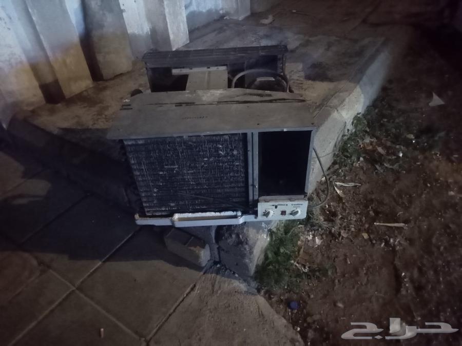18 capacity air conditioner, size 18, working, price 350, 350 final offer63249992520577113