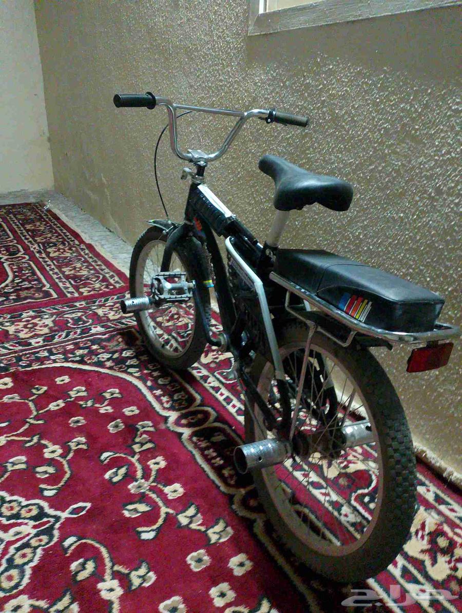 A bicycle for sale, new Rambo, but it has an Adraguson thing; every time I rode it, the power went away.63251063481475111