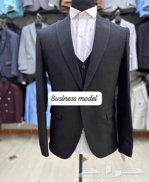 The most stylish suit, showing off two and four at a fantastic price632499928253461116