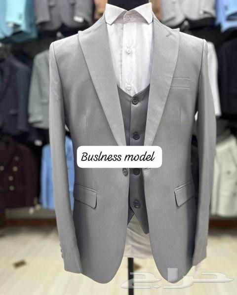 The most stylish suit, showing off two and four at a fantastic price63249992825346111
