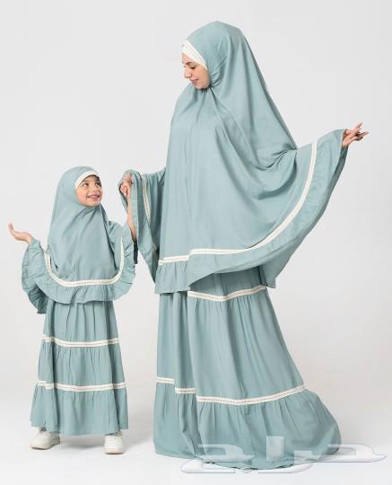 Mother and daughter two-piece prayer set with hijab and skirt63205061053570111