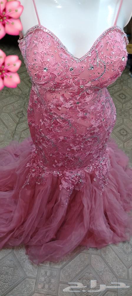 A new queen dress used only once for 6 hours63205088920705114