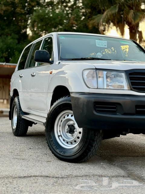 Toyota Land Cruiser G model 200063309920662787114