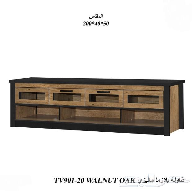 Wooden TV table with drawers63204514940929113