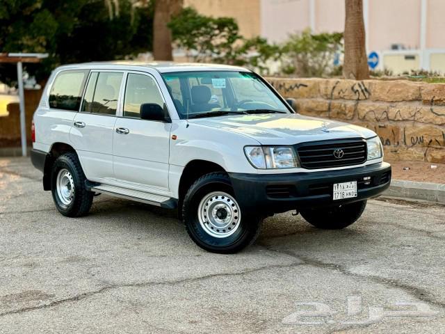 Toyota Land Cruiser G model 200063309920662787112