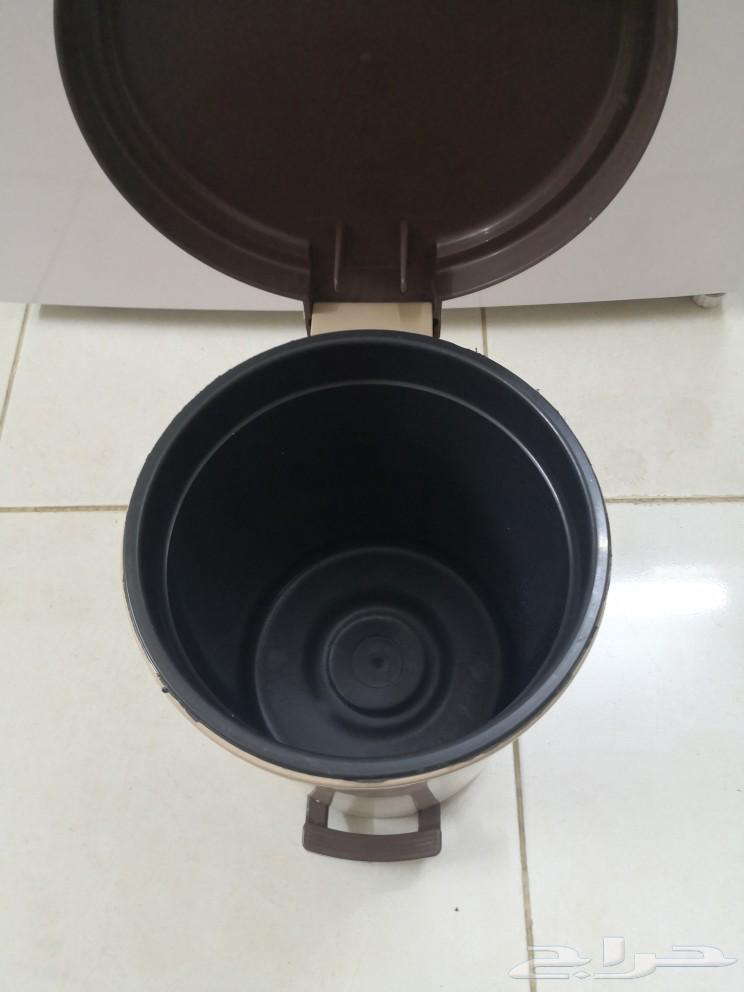 7-liter trash can with pedal63205067459587113
